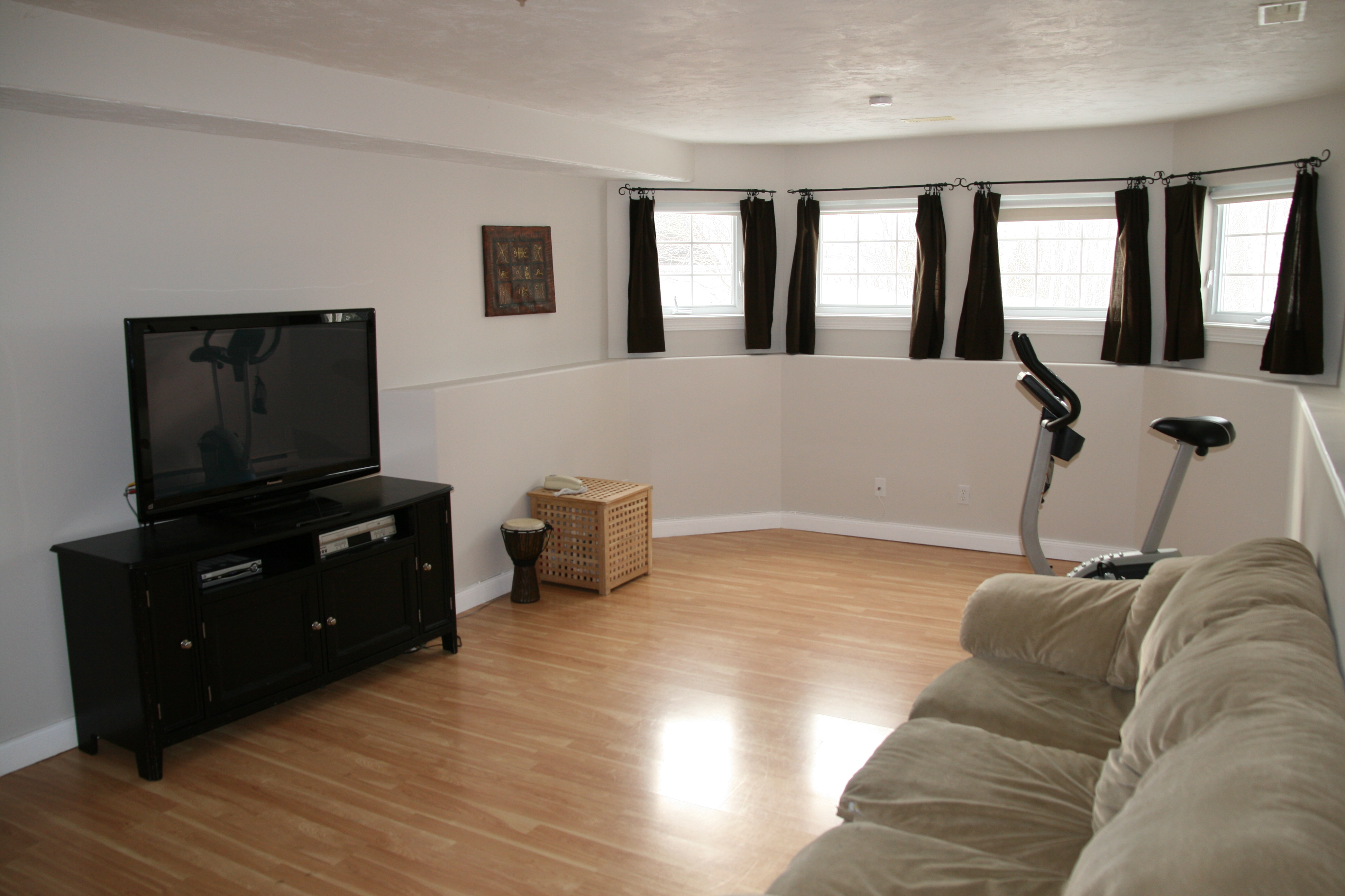 544 Fulton Family Room